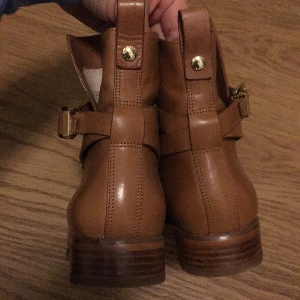 Michael Kors - tan boots - Picture 6 of 6